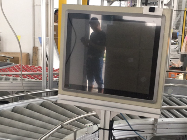 10.4'' Windows All in one Industrial Panel PC - Image 4